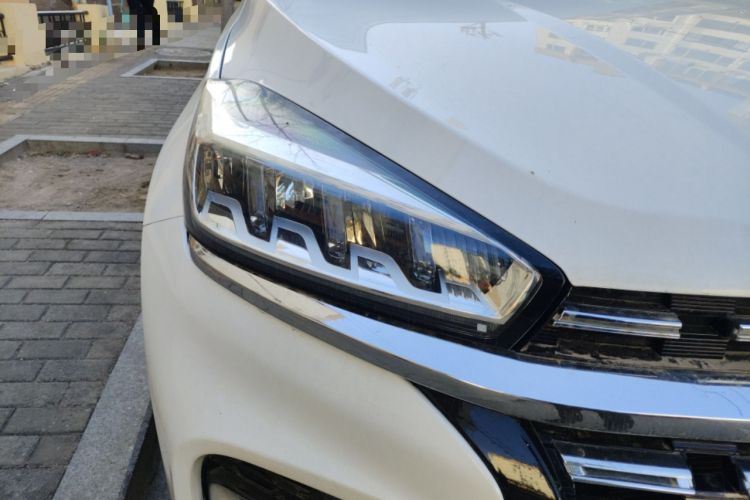 Used Chery Tiggo 8 2019 1.5 TCI Manual Elite Model Right Front Headlight