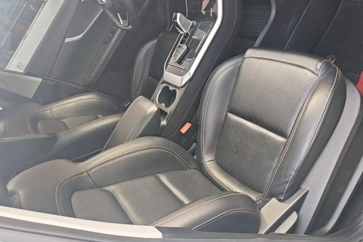 Used Chery Tiggo 8 2019 1.6 TGDI Automatic Fashion Edition Right Front Seat