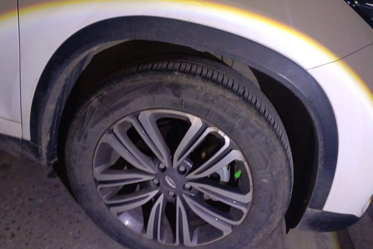 Used Chery Tiggo 8 2019 1.6 TGDI Automatic Luxury Model Right Front Wheel Hub