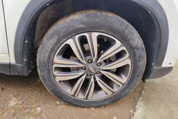 Used Chery Tiggo 8 2019 1.6 TGDI Automatic Luxury Model Right Front Wheel Hub