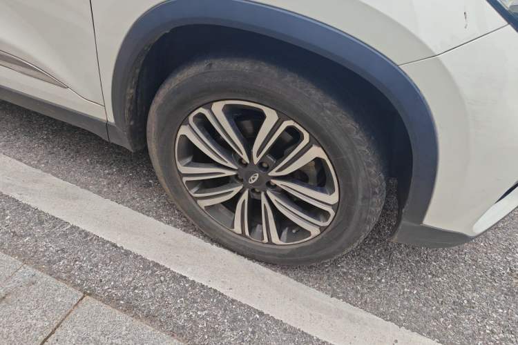 Used Chery Tiggo 8 2019 1.6 TGDI Automatic Luxury Model Right Front Wheel Hub