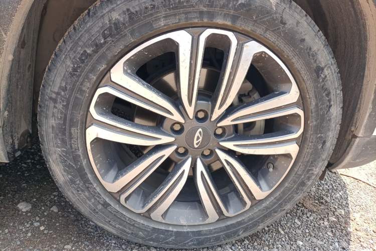 Used Chery Tiggo 8 2019 1.6 TGDI Automatic Luxury Model Right Front Wheel Hub