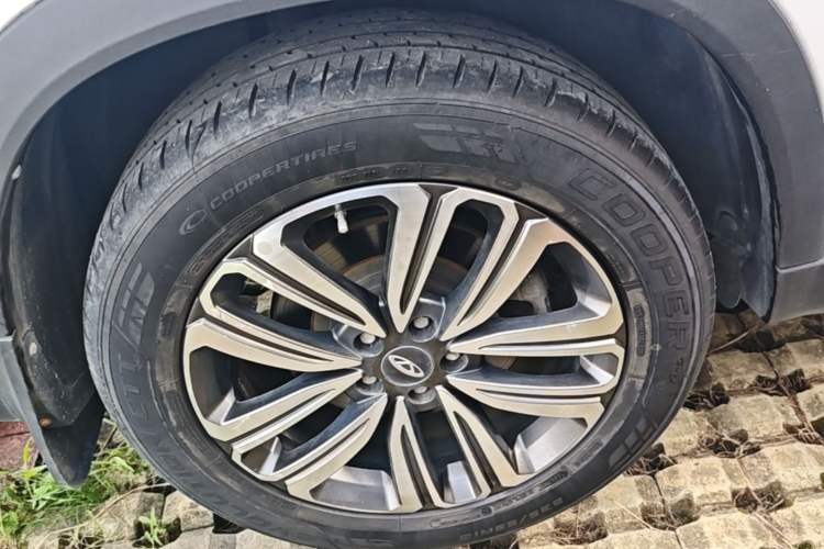 Used Chery Tiggo 8 2019 1.6 TGDI Automatic Fashion Edition Right Rear Wheel Hub