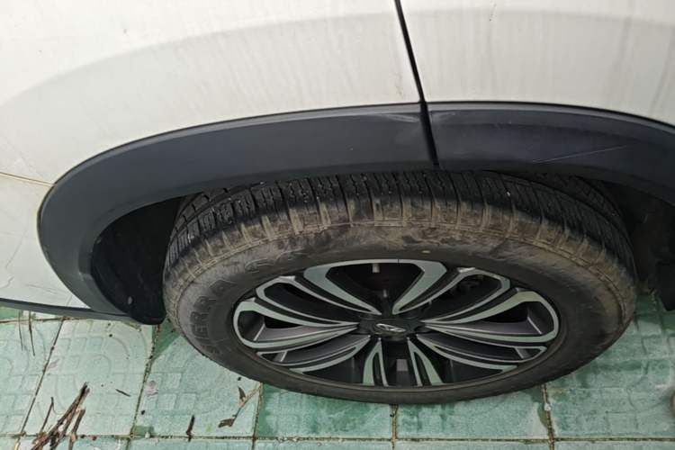 Used Chery Tiggo 8 2019 1.6 TGDI Automatic Luxury Model Right Rear Wheel Hub