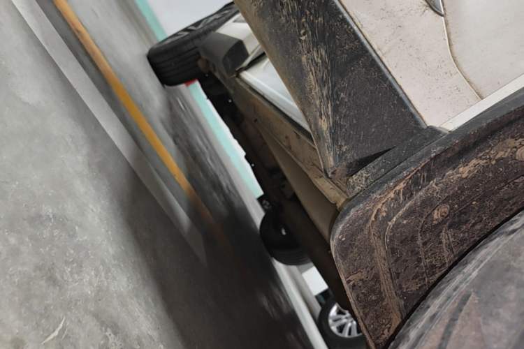 Used Chery Tiggo 8 2019 1.5 TCI Manual Elite Model Right Side Sill