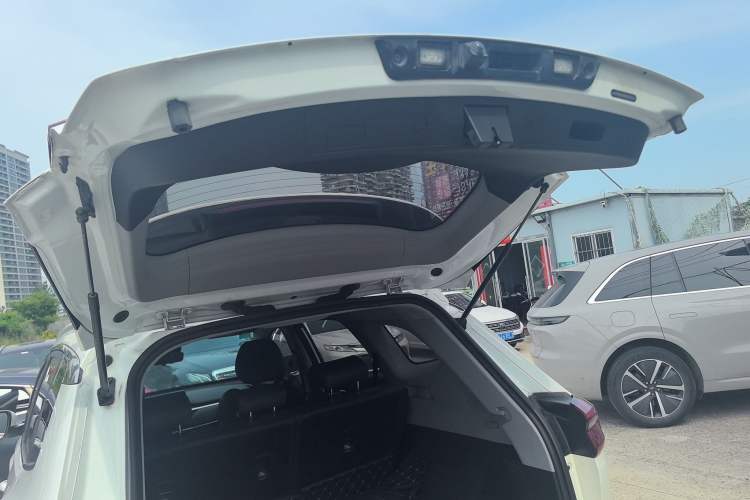 Used Chery Tiggo 8 2019 1.6 TGDI Automatic Luxury Model Trunk