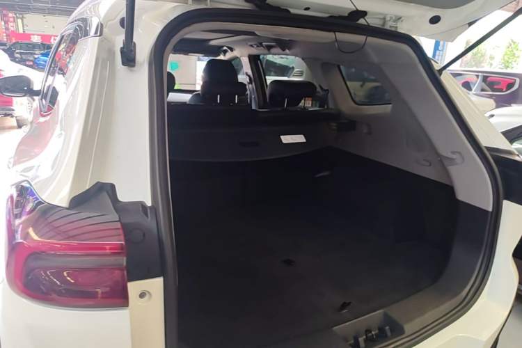 Used Chery Tiggo 8 2019 1.6 TGDI Automatic Luxury Model Trunk