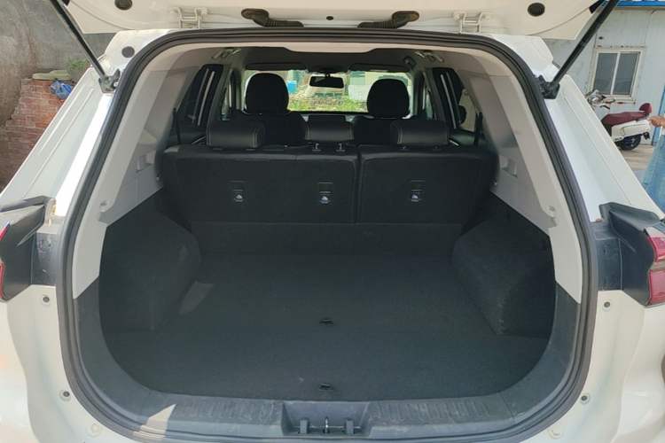 Used Chery Tiggo 8 2019 1.5 TCI Manual Fashion Edition Trunk