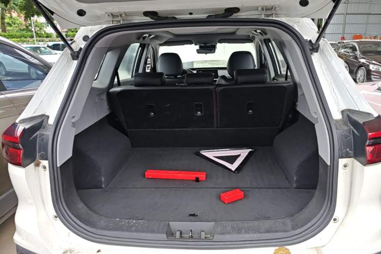 Used Chery Tiggo 8 2019 1.6 TGDI Automatic Luxury Model Trunk