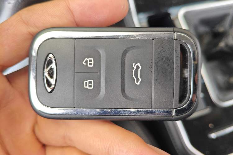 Used Chery Tiggo 8 2019 1.5 TCI Manual Elite Model Vehicle Key