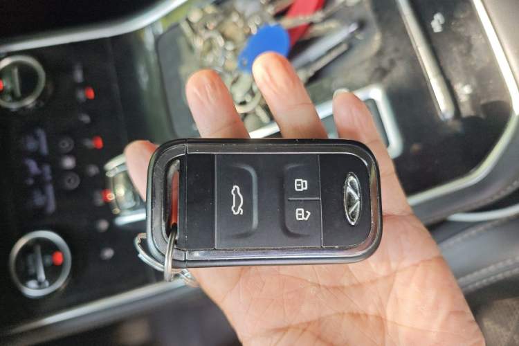 Used Chery Tiggo 8 2019 1.6 TGDI Automatic Luxury Model Vehicle Key