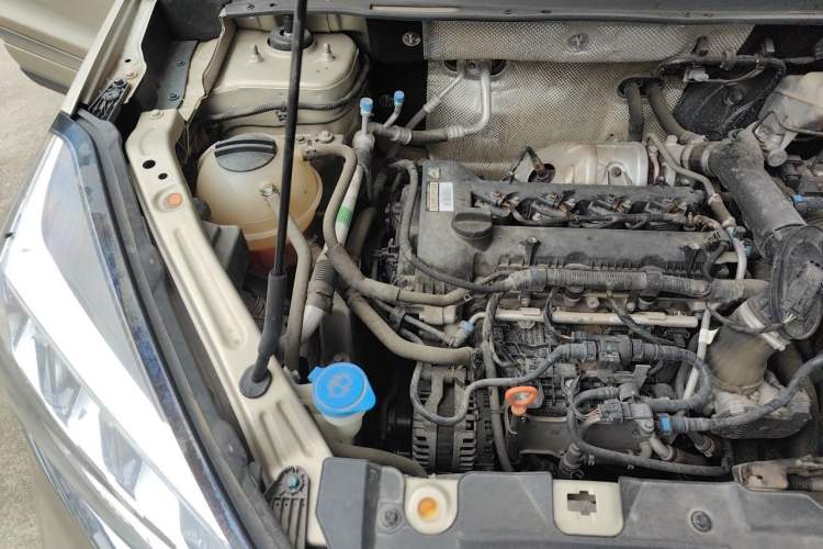 Used Chery Tiggo 8 2019 1.5 TCI Automatic Elite Model Engine Bay Right