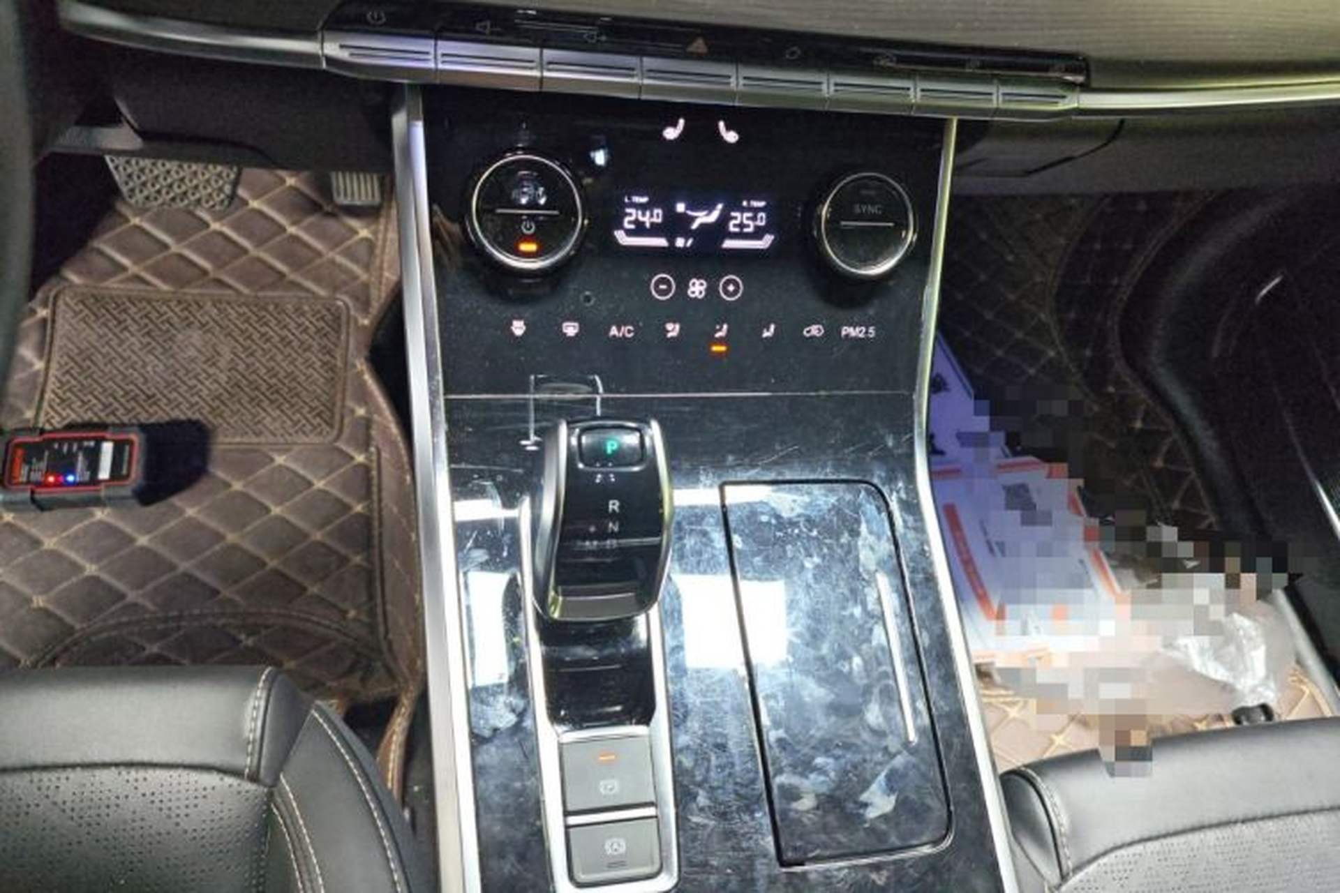 Used Chery Tiggo 8 2019 1.6 TGDI Automatic Luxury Model Gear Lever