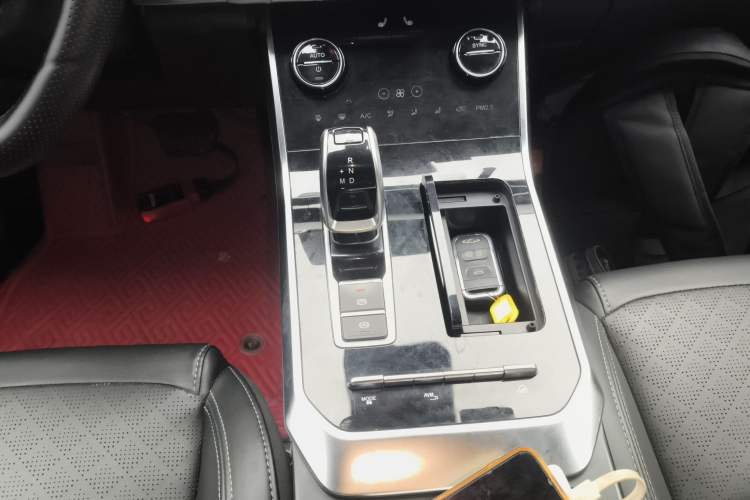 Used Chery Tiggo 8 2019 1.6 TGDI Automatic Luxury Model Gear Lever
