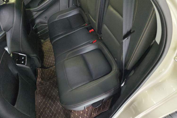 Used Chery Tiggo 8 2019 1.6 TGDI Automatic Luxury Model Interior 4