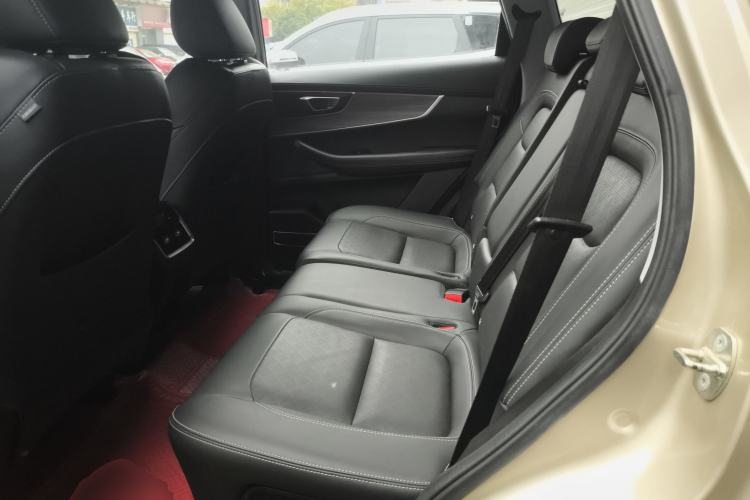 Used Chery Tiggo 8 2019 1.6 TGDI Automatic Luxury Model Interior 4