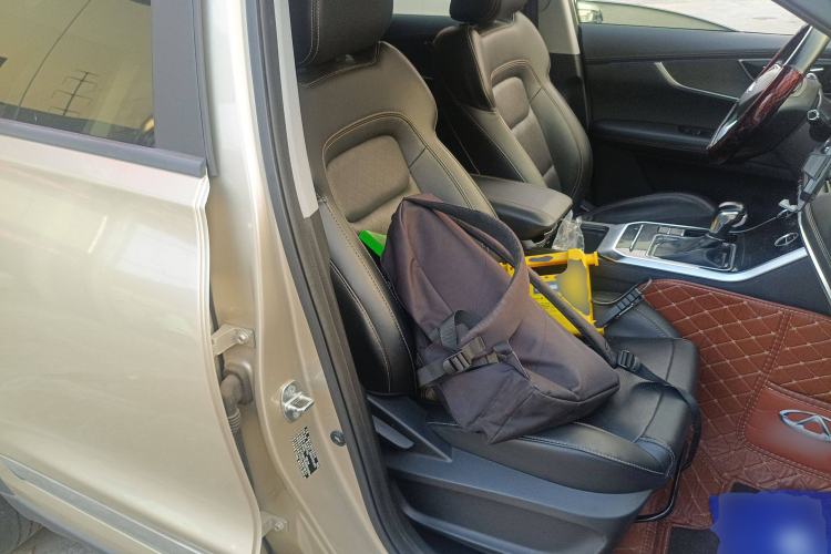 Used Chery Tiggo 8 2019 1.5 TCI Automatic Elite Model Right Front Seat