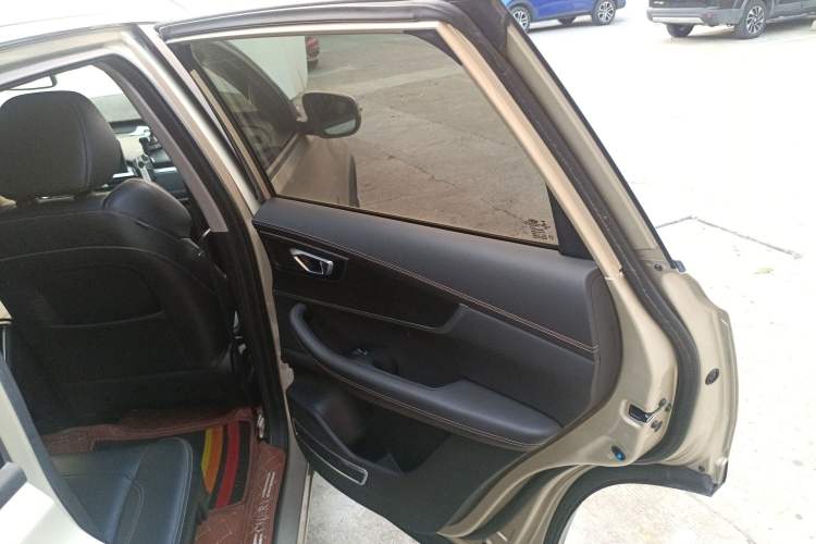 Used Chery Tiggo 8 2019 1.5 TCI Automatic Elite Model Right Rear Door Interior
