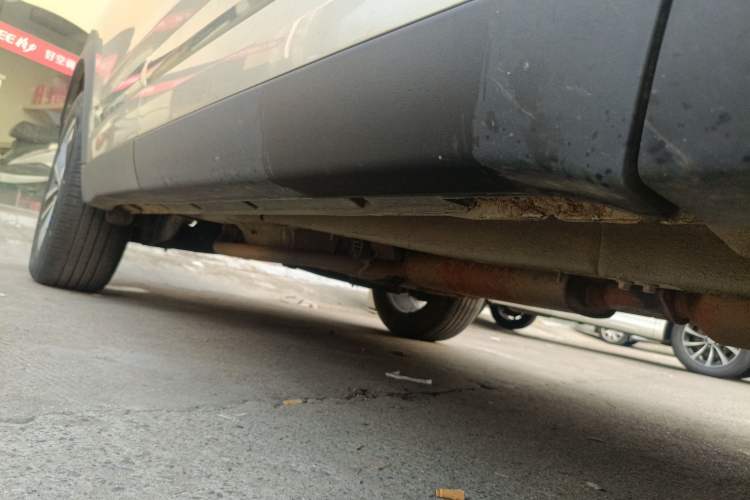 Used Chery Tiggo 8 2019 1.5 TCI Automatic Elite Model Right Side Sill