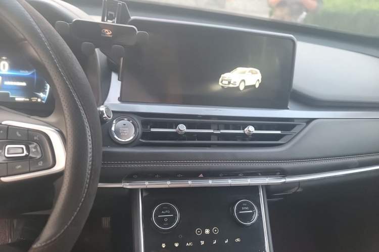 Used Chery Tiggo 8 2020 1.5 TCI Manual Special Edition 7-Seater Audio And AC Panel