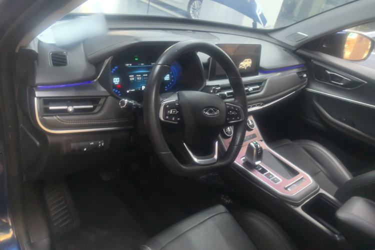 Used Chery Tiggo 8 2020 Facelifted Version 290TGDI Automatic Elite Edition Center Console