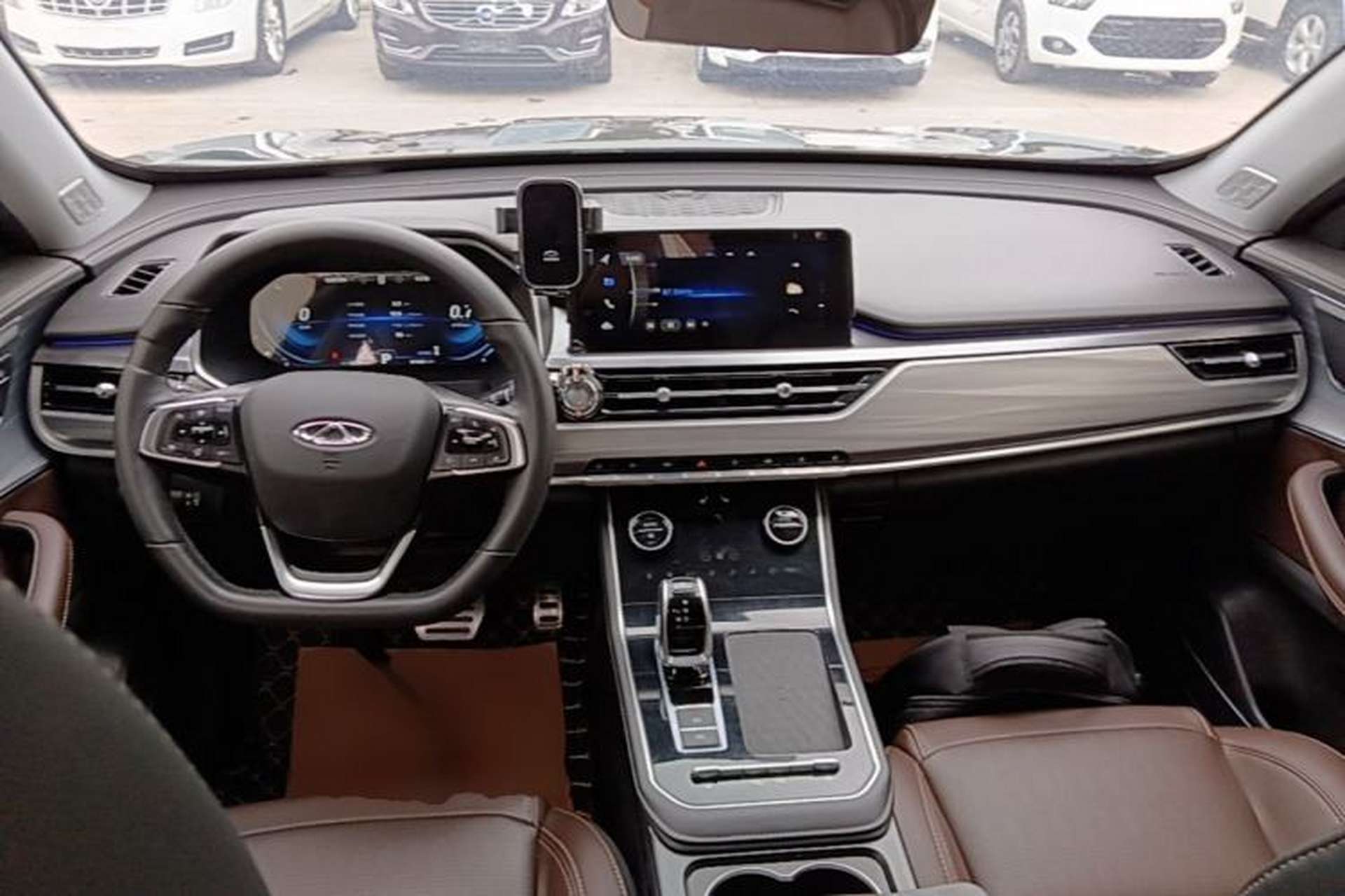Used Chery Tiggo 8 2020 Revised Version 290TGDI Automatic Luxury Edition Center Console