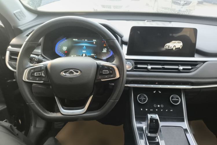 Used Chery Tiggo 8 2020 Facelifted Version 290TGDI Automatic Elite Edition Center Console