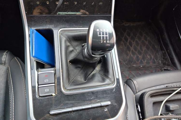 Used Chery Tiggo 8 2020 1.5 TCI Manual Special Edition 5 Seats Gear Lever
