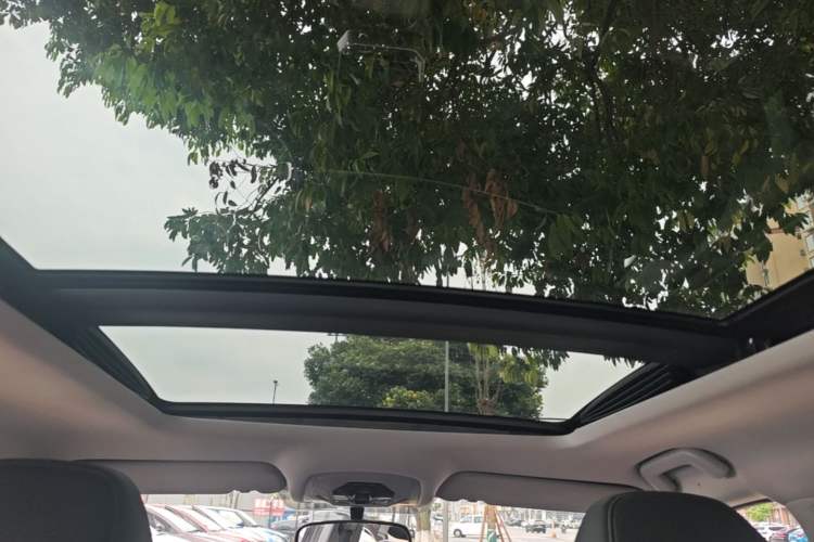 Used Chery Tiggo 8 2020 1.5 TCI Automatic Exclusive Edition 7-Seater Headliner