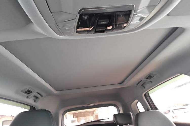 Used Chery Tiggo 8 2020 Facelifted Version 290TGDI Automatic Elite Edition Headliner