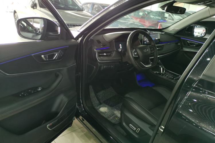 Used Chery Tiggo 8 2020 290TGDI Automatic Elite Edition Interior 3