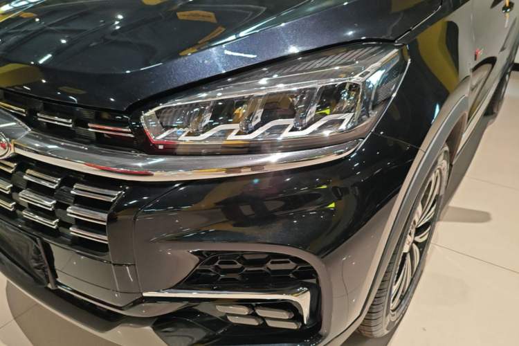 Used Chery Tiggo 8 2020 Facelifted Version 290TGDI Automatic Elite Edition Left Front Headlight