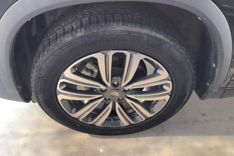 Used Chery Tiggo 8 2020 290TGDI Automatic Elite Edition Left Front Wheel Hub