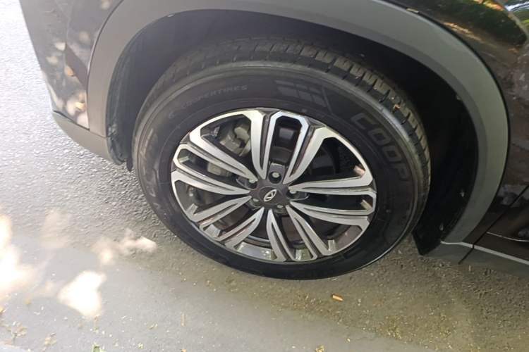 Used Chery Tiggo 8 2020 Revised Version 290TGDI Automatic Luxury Edition Left Front Wheel Hub