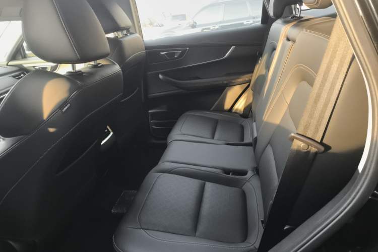 Used Chery Tiggo 8 2020 Facelifted Version 290TGDI Automatic Elite Edition Left Rear Seat