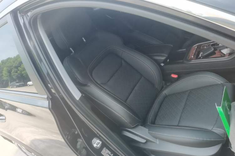 Used Chery Tiggo 8 2020 Facelifted Version 290TGDI Automatic Elite Edition Right Front Seat