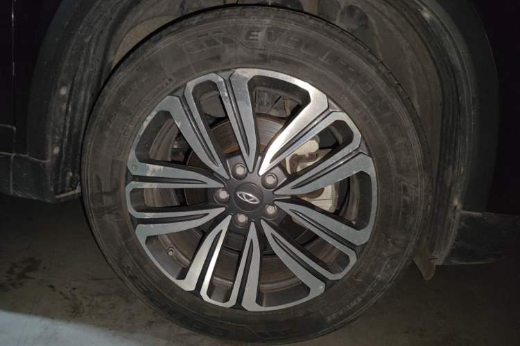 Used Chery Tiggo 8 2020 Facelifted Version 290TGDI Automatic Elite Edition Right Front Wheel Hub