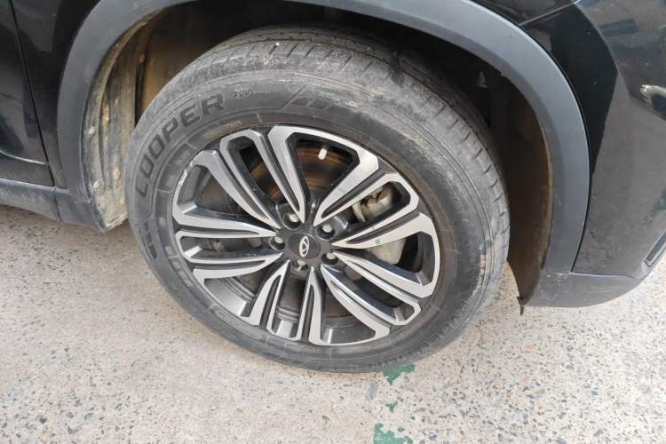 Used Chery Tiggo 8 2020 Facelifted Version 290TGDI Automatic Elite Edition Right Front Wheel Hub