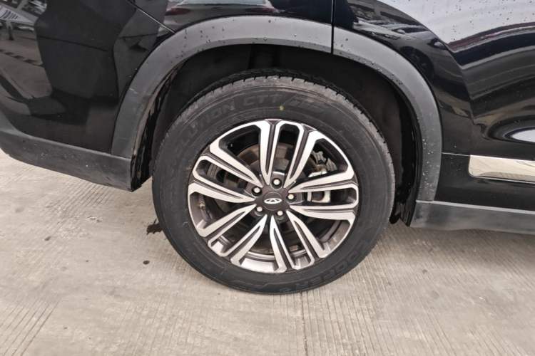 Used Chery Tiggo 8 2020 Revised Version 290TGDI Automatic Luxury Edition Right Rear Wheel Hub