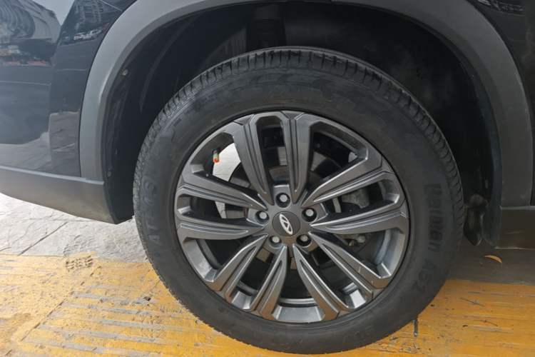 Used Chery Tiggo 8 2020 1.5 TCI Automatic Exclusive Edition 7-Seater Right Rear Wheel Hub