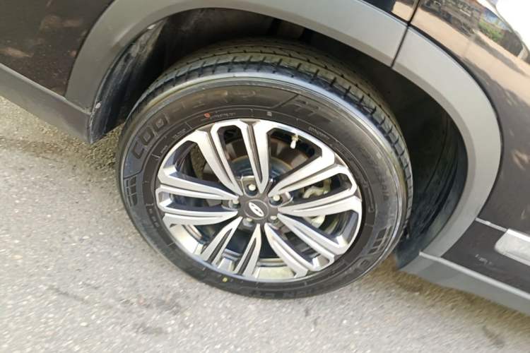 Used Chery Tiggo 8 2020 Revised Version 290TGDI Automatic Luxury Edition Right Rear Wheel Hub