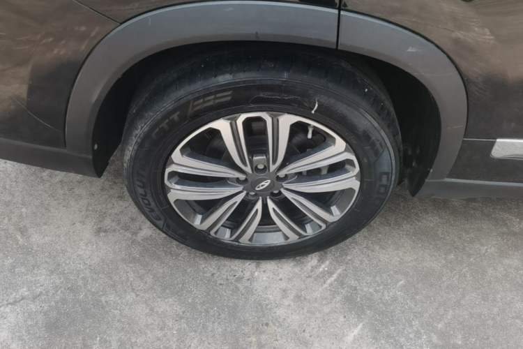 Used Chery Tiggo 8 2020 Facelifted Version 290TGDI Automatic Elite Edition Right Rear Wheel Hub