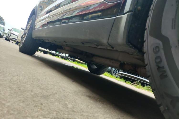 Used Chery Tiggo 8 2020 290TGDI Automatic Elite Edition Right Side Sill