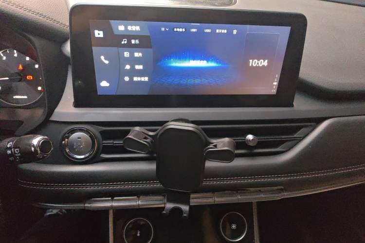 Used Chery Tiggo 8 2020 1.5 TCI Automatic Exclusive Edition 7-Seater Audio And AC Panel