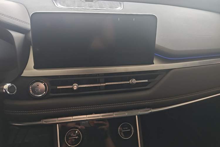 Used Chery Tiggo 8 2020 Facelifted Version 290TGDI Automatic Elite Edition Audio And AC Panel