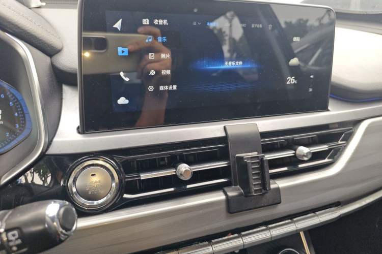 Used Chery Tiggo 8 2020 Revised Version 290TGDI Automatic Luxury Edition Audio And AC Panel