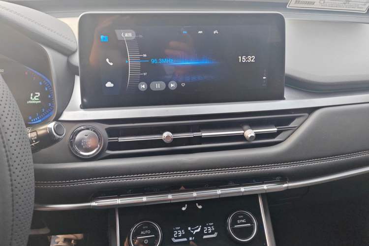 Used Chery Tiggo 8 2020 Facelifted Version 290TGDI Automatic Elite Edition Audio And AC Panel
