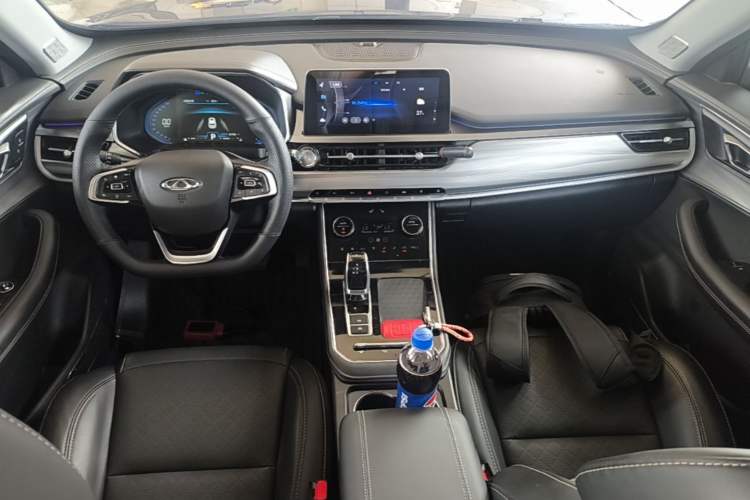 Used Chery Tiggo 8 2020 Revised Version 290TGDI Automatic Luxury Edition Center Console