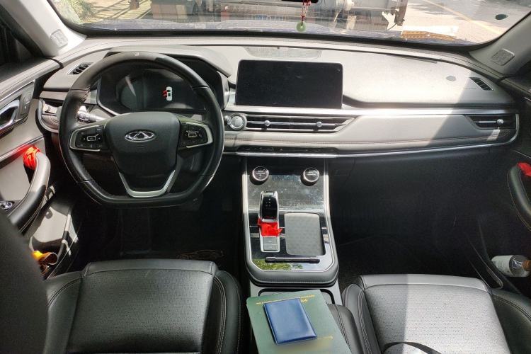 Used Chery Tiggo 8 2020 Facelifted Version 290TGDI Automatic Elite Edition Center Console