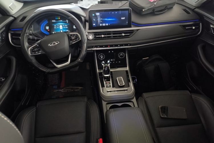 Used Chery Tiggo 8 2020 Facelifted Version 290TGDI Automatic Elite Edition Center Console
